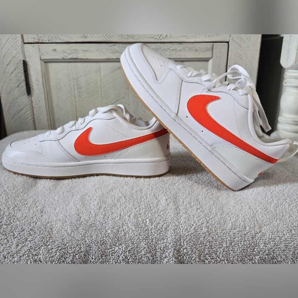 Nike Court Borough Low Orange & White